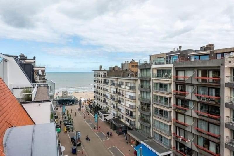 Penthouse Saint Idesbald Apartment Exterior photo